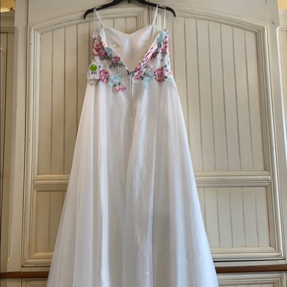 MAKE OFFER…Prom Dress / Formal Gown / Quinceanera - Picture 6 of 7